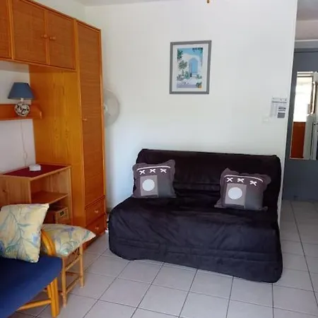 Rez De Jardin Pinede Proximite Quartier Naturiste Apartment Agde