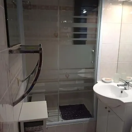Lejlighed Rez De Jardin Pinede Proximite Quartier Naturiste