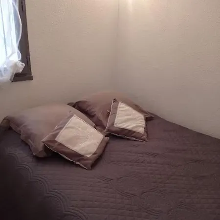 Rez De Jardin Pinede Proximite Quartier Naturiste